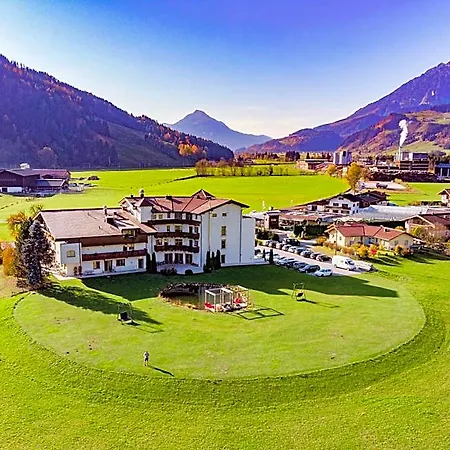 Saliter Hof Hotel 4*